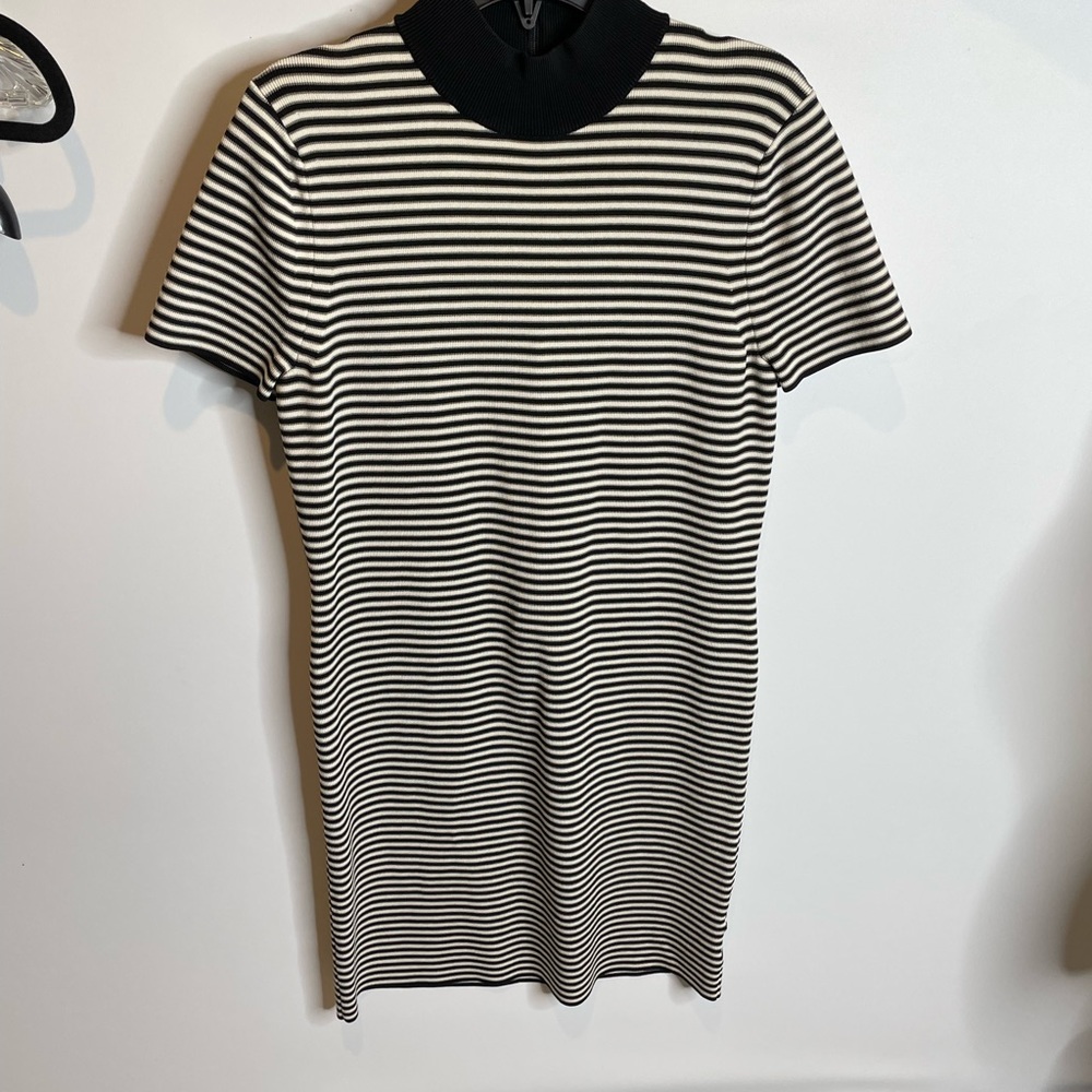 Michael Kors M striped white black dress midi knittet stretchy shirt sleeves